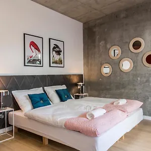 https://piedmont-house.krakowhotelspoland.com